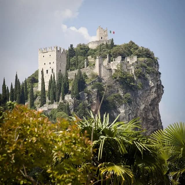 Hotel Galleggiante Italia: Guida all'Acquisto Unico